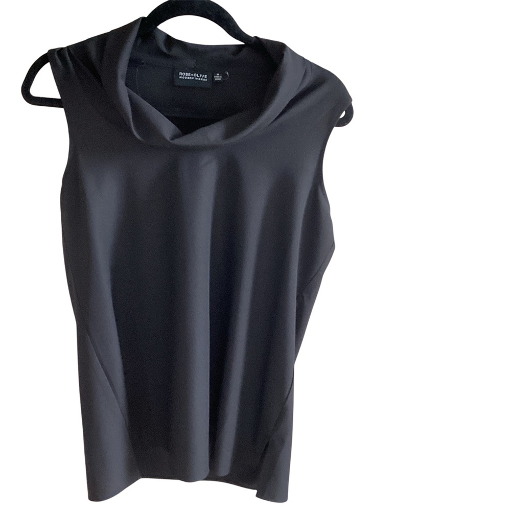 Minimalist Officewear Rose + Olive top